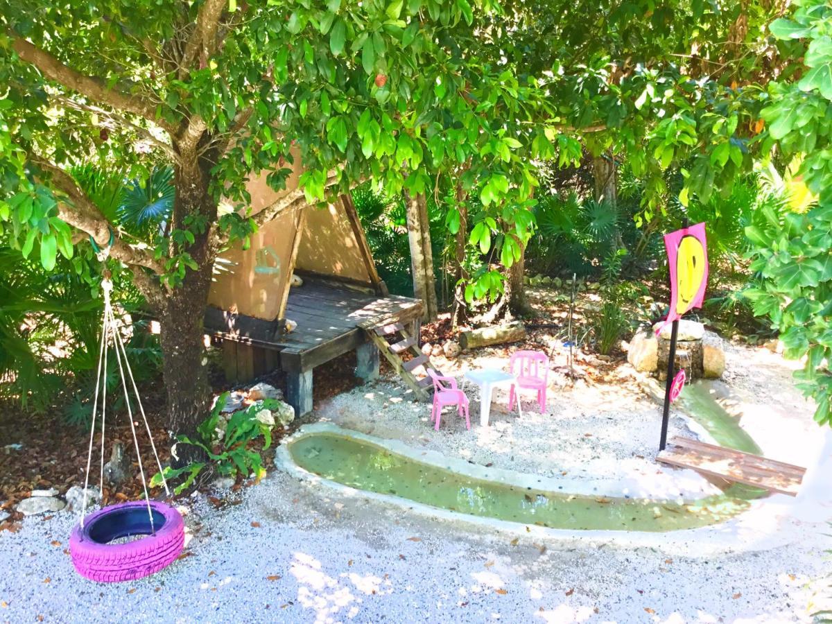 Camp Akumal - Hosted Family Bungalows Eksteriør billede